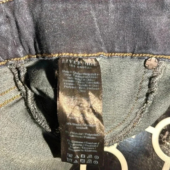 18 W Ankle/crop Liverpool Pull-on Jeggings in Black - Picture 10 of 12